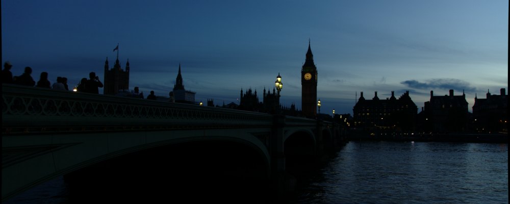 Top tips to improve photos - Raj captures Big Ben and the surrounding area as the sun sets
