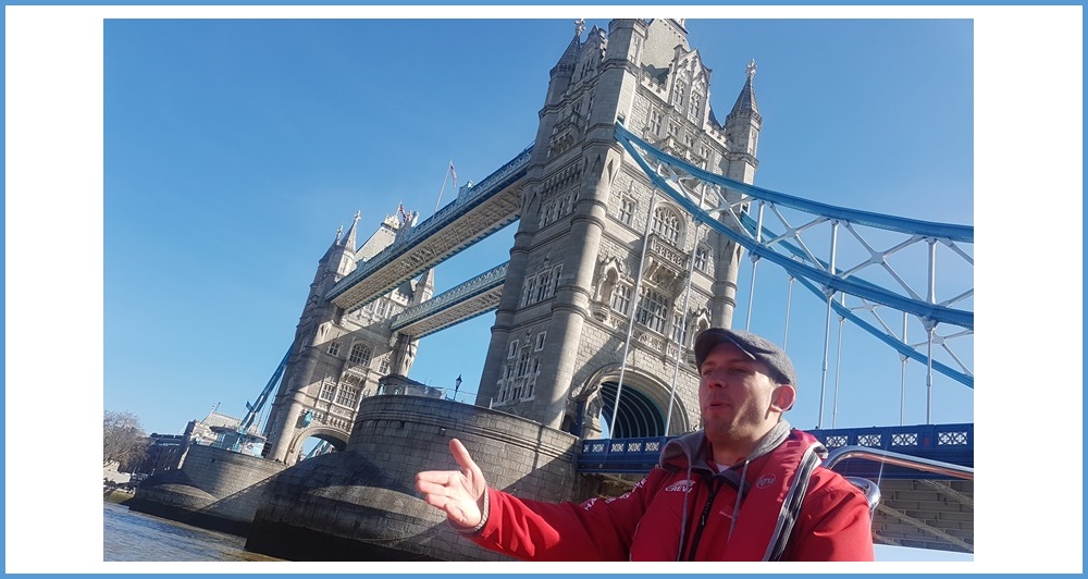 Tour guide Geoff and Tower Bridge