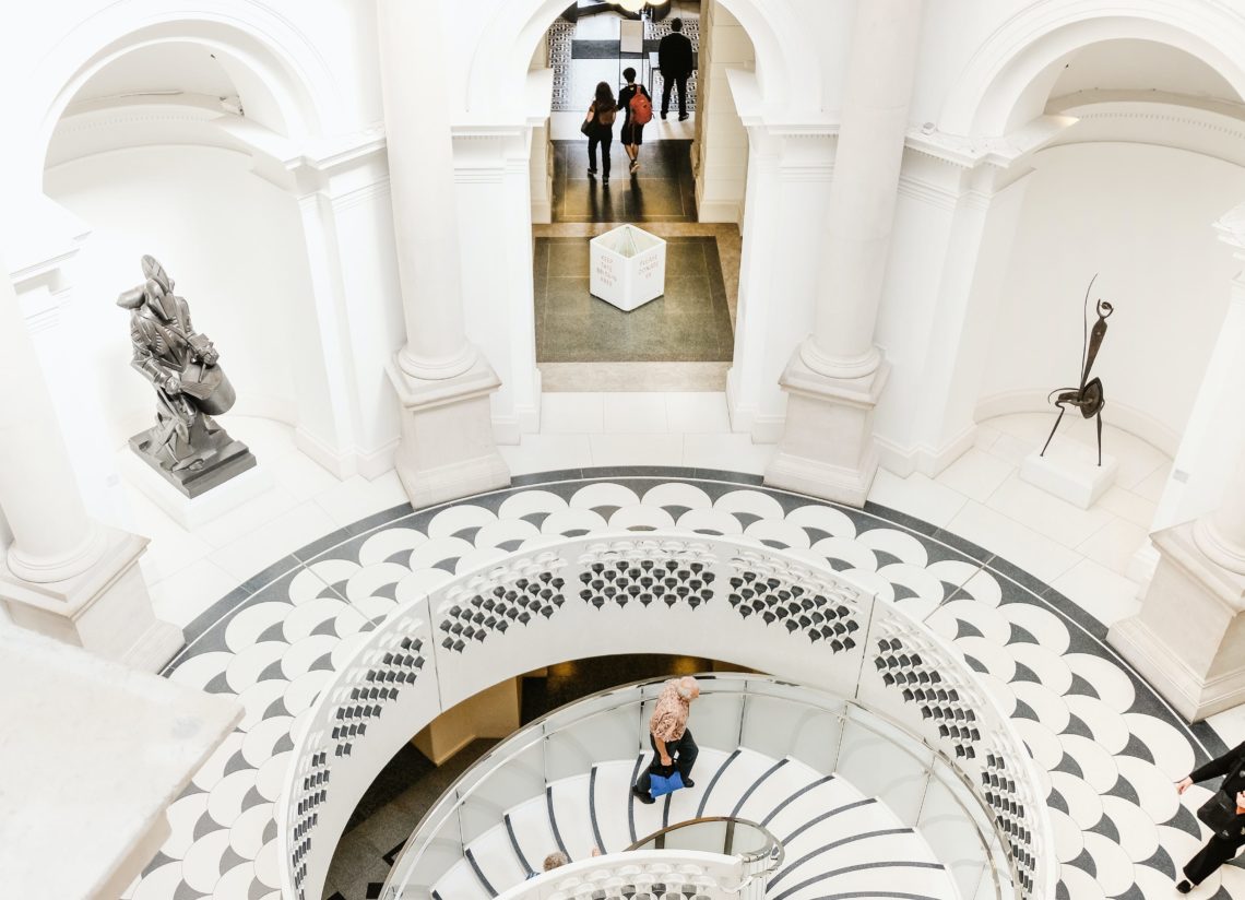 Man climbing the stairs at tate modern