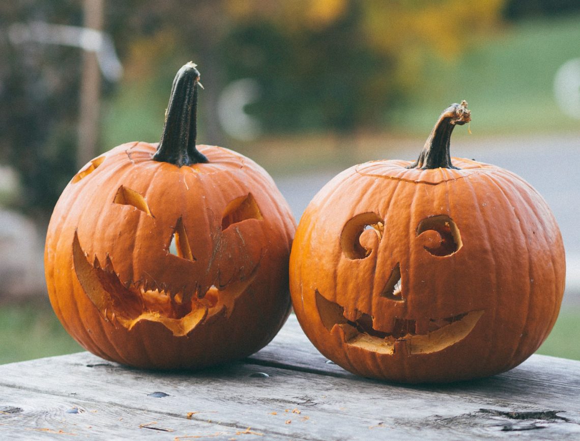 carved halloween pumpkins